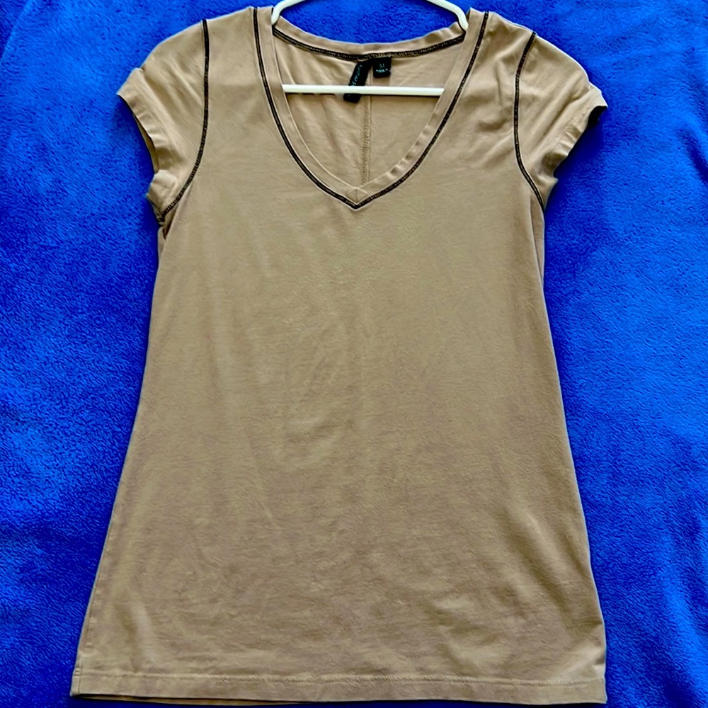 brown v-neck shirt